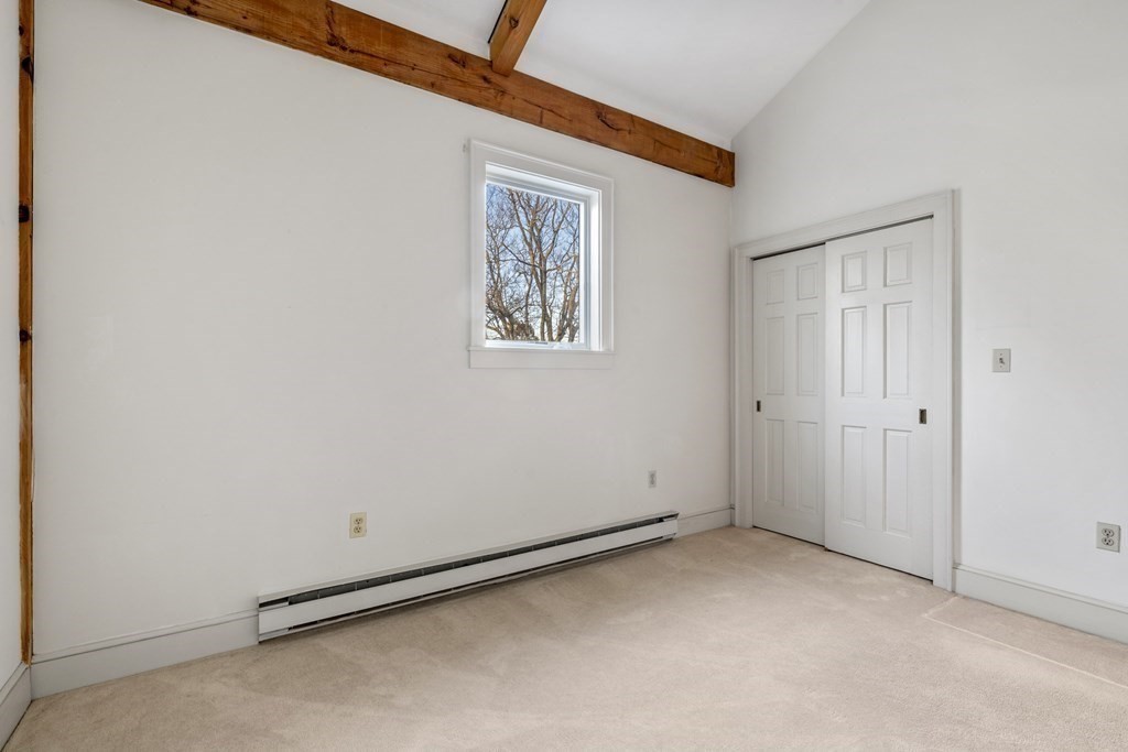 8 Edgemere Road Marblehead, MA 01945 - Photo 26 of 41 a view of an empty room