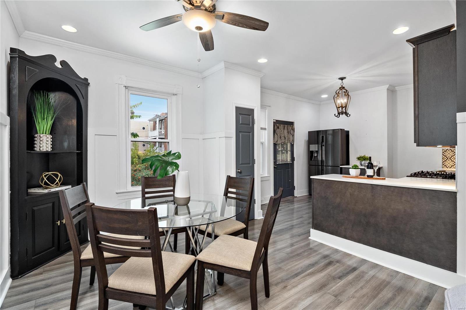 4672 Rosa Avenue St. Louis, MO 63116 - Photo 9 of 29 Gallery Image 9