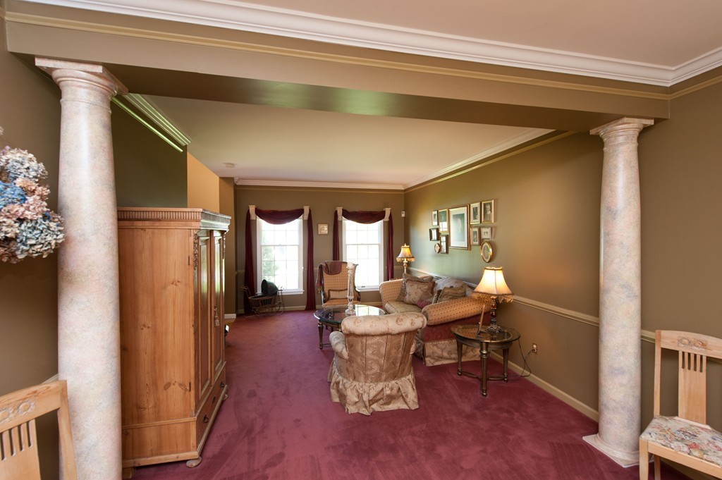 8 Fairbanks Road Sharon, MA 02067 - Photo 4 of 30 Gallery Image 4