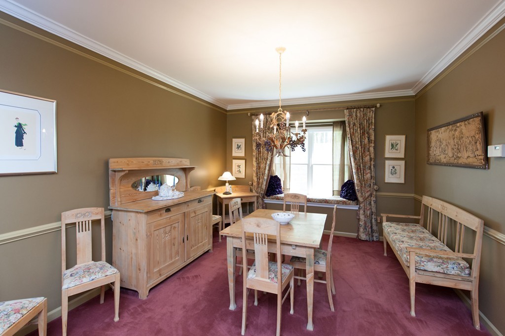 8 Fairbanks Road Sharon, MA 02067 - Photo 5 of 30 Gallery Image 5