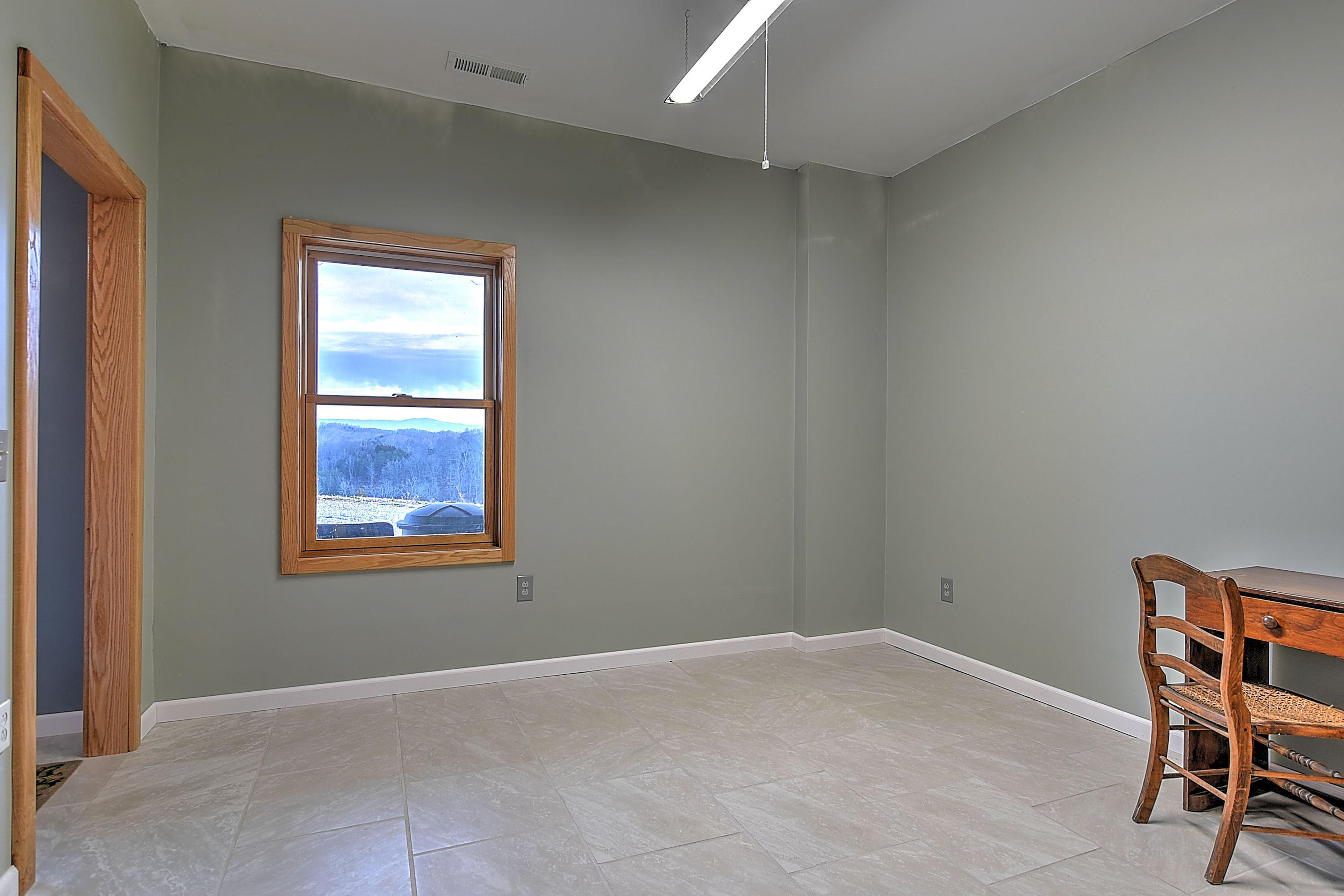 215 Cox Road Greeneville, TN 37743 - Photo 47 of 72 215 Cox Hill-46