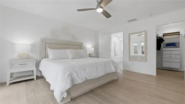 $1,450,000 | 4939 Commonwealth Drive, Sarasota, FL 34242