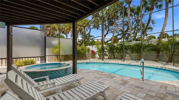 $1,450,000 | 4939 Commonwealth Drive, Sarasota, FL 34242