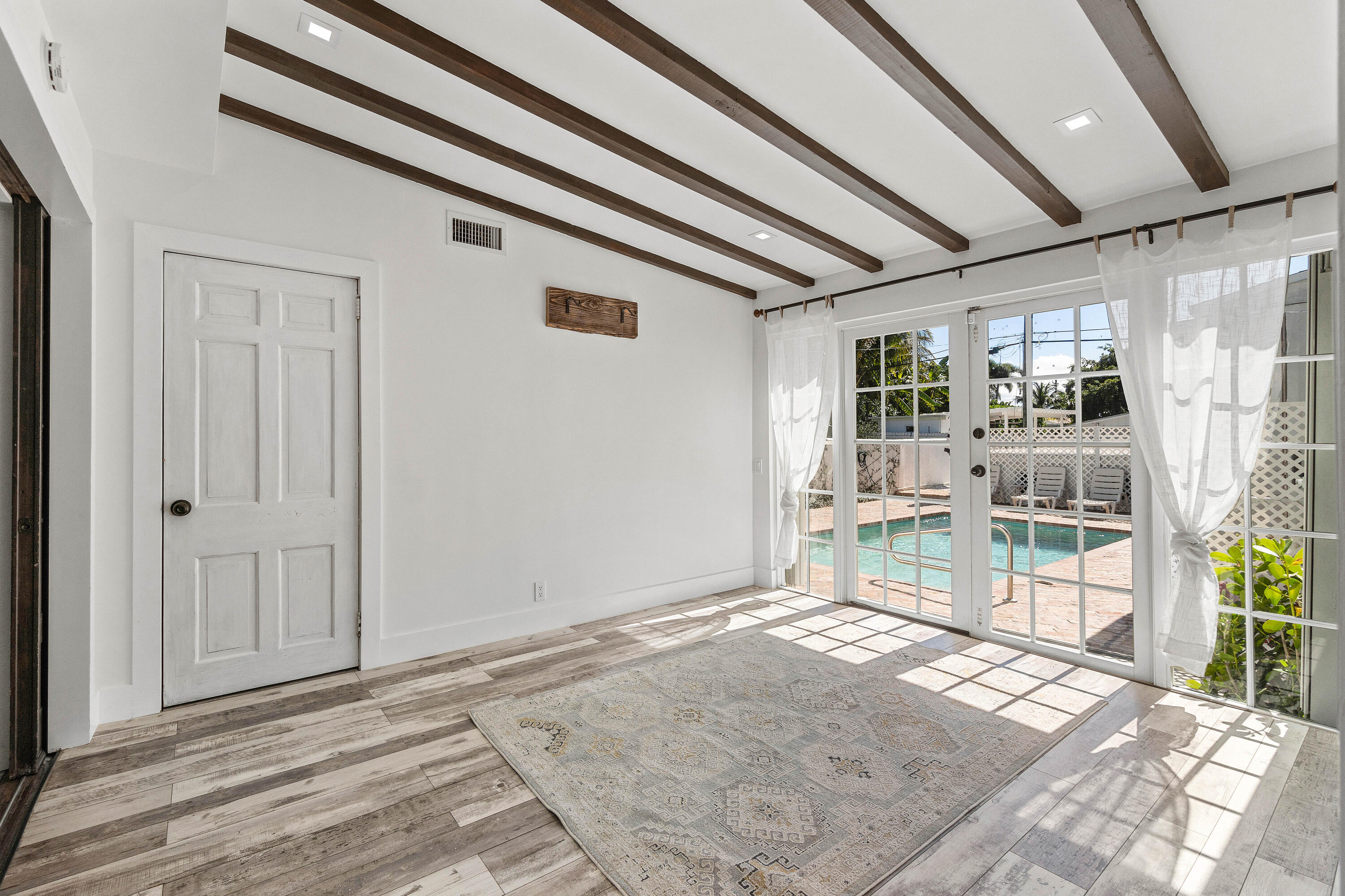 744 Sunset Road West Palm Beach, FL 33401 - Photo 24 of 51 025-744SunsetRoad-WestPalmBeach-FL-33401