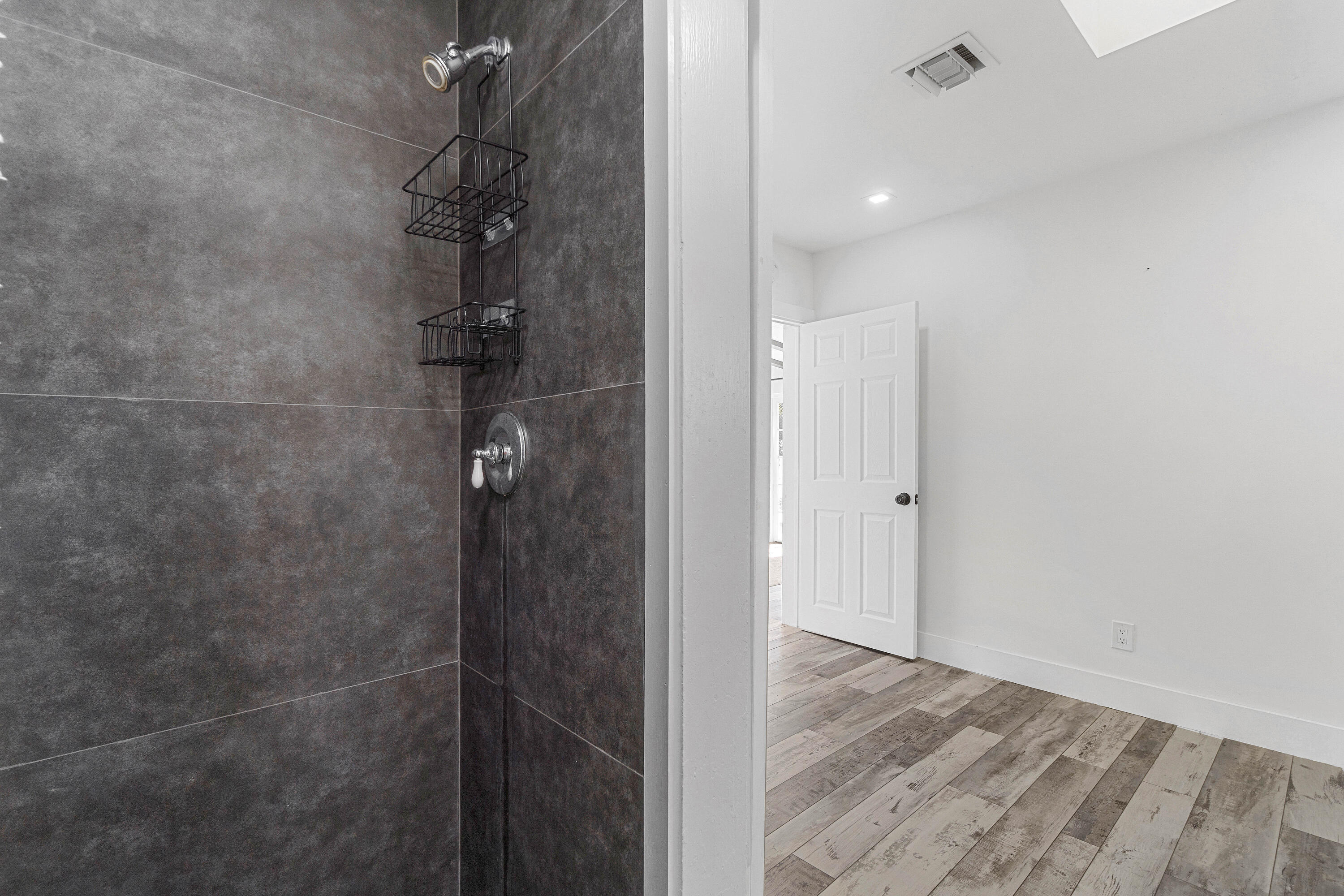 744 Sunset Road West Palm Beach, FL 33401 - Photo 26 of 51 024-744SunsetRoad-WestPalmBeach-FL-33401