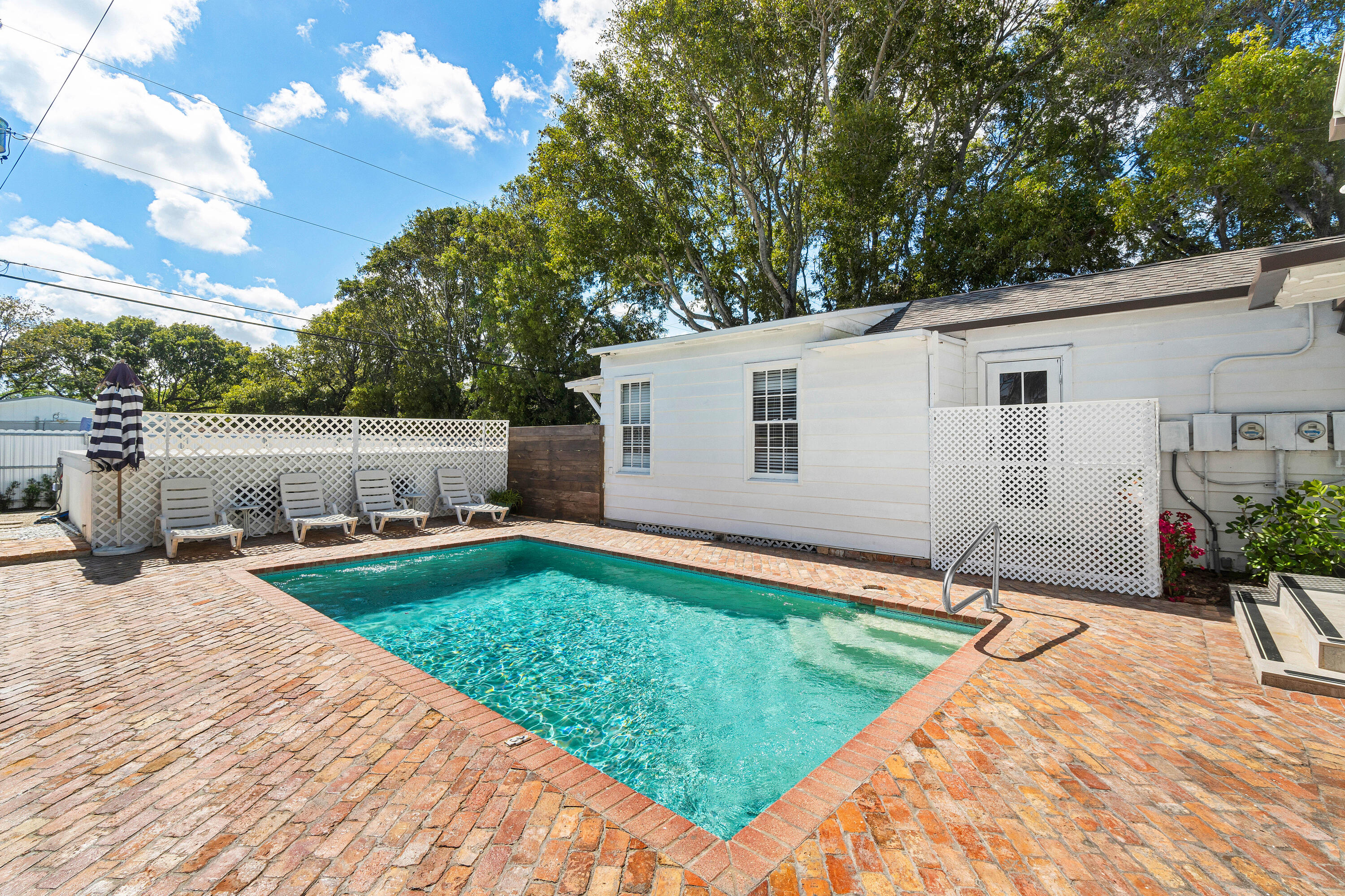 744 Sunset Road West Palm Beach, FL 33401 - Photo 31 of 51 039-744SunsetRoad-WestPalmBeach-FL-33401