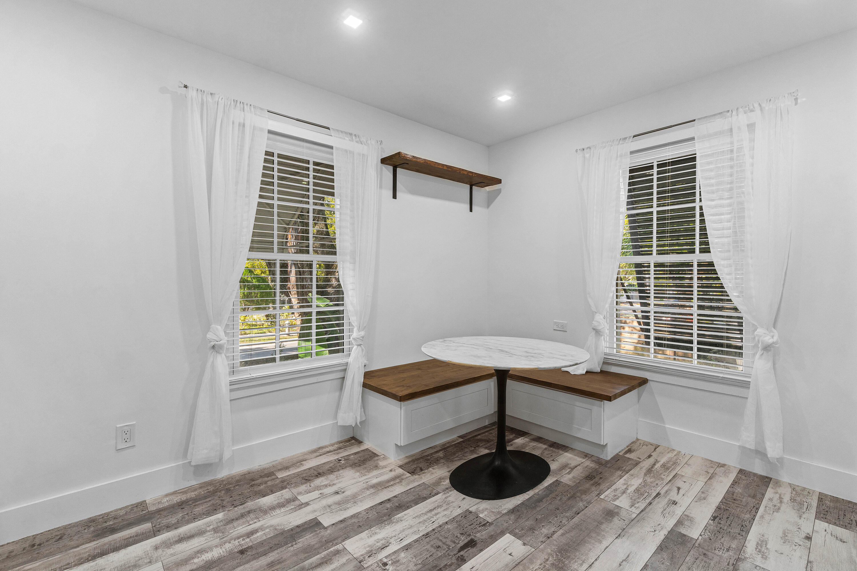 744 Sunset Road West Palm Beach, FL 33401 - Photo 10 of 51 018-744SunsetRoad-WestPalmBeach-FL-33401