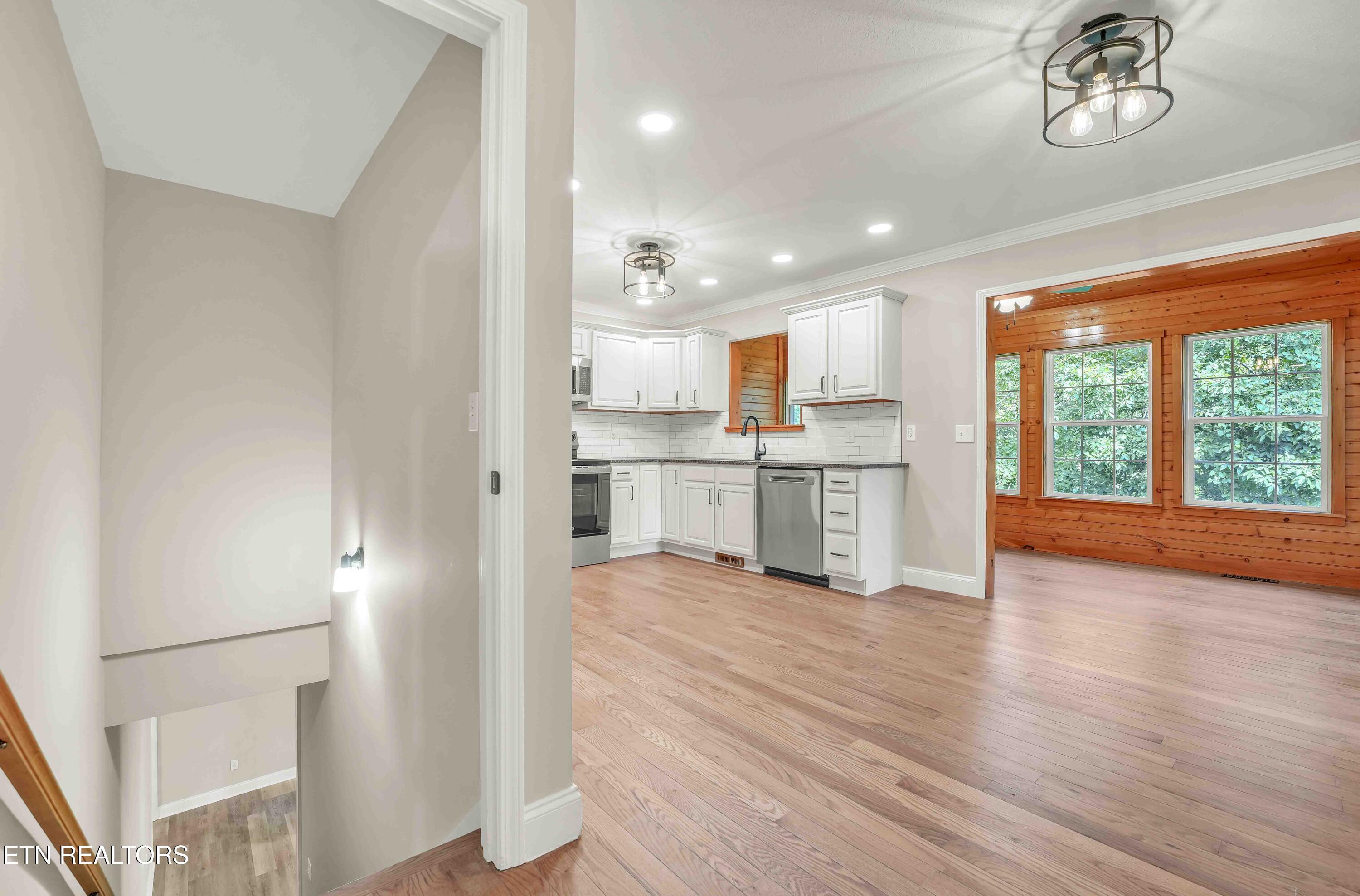 334 Amolee Lane Sevierville, TN 37876 - Photo 6 of 56 DSC02115
