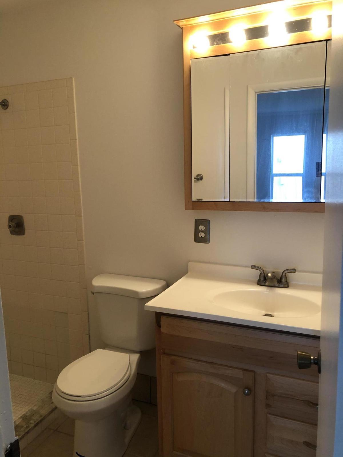 4414 Southeast Village Road Stuart, FL 34997 - Photo 10 of 14 20191122212715466080000000-o