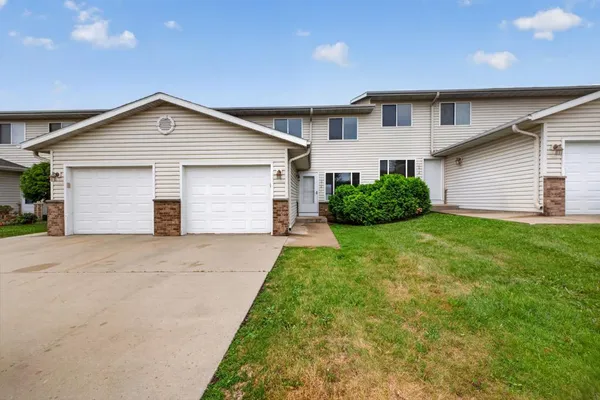 $239,900 | 1014 2nd Street Northwest, Byron, MN 55920
