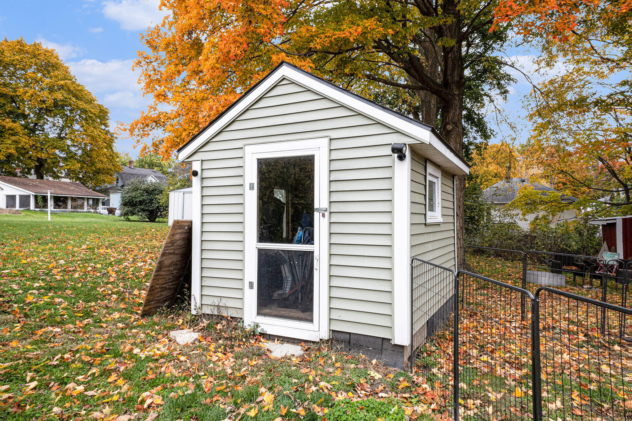 308 Yeomans Street Ionia, MI 48846 - Photo 16 of 19 016_file_958