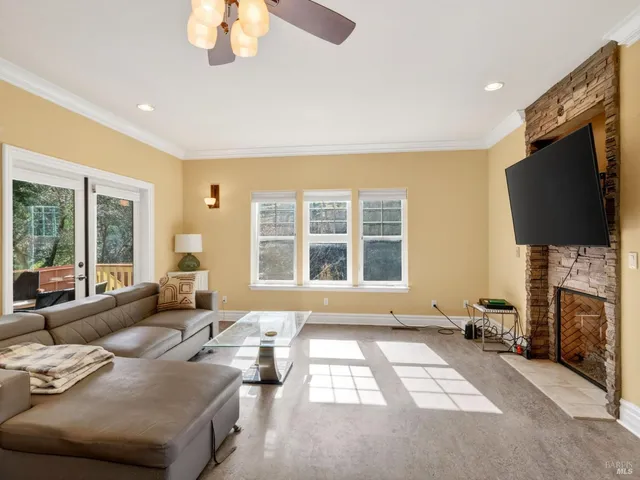 $660,000 | 605 Redwood Avenue, Ukiah, CA 95482