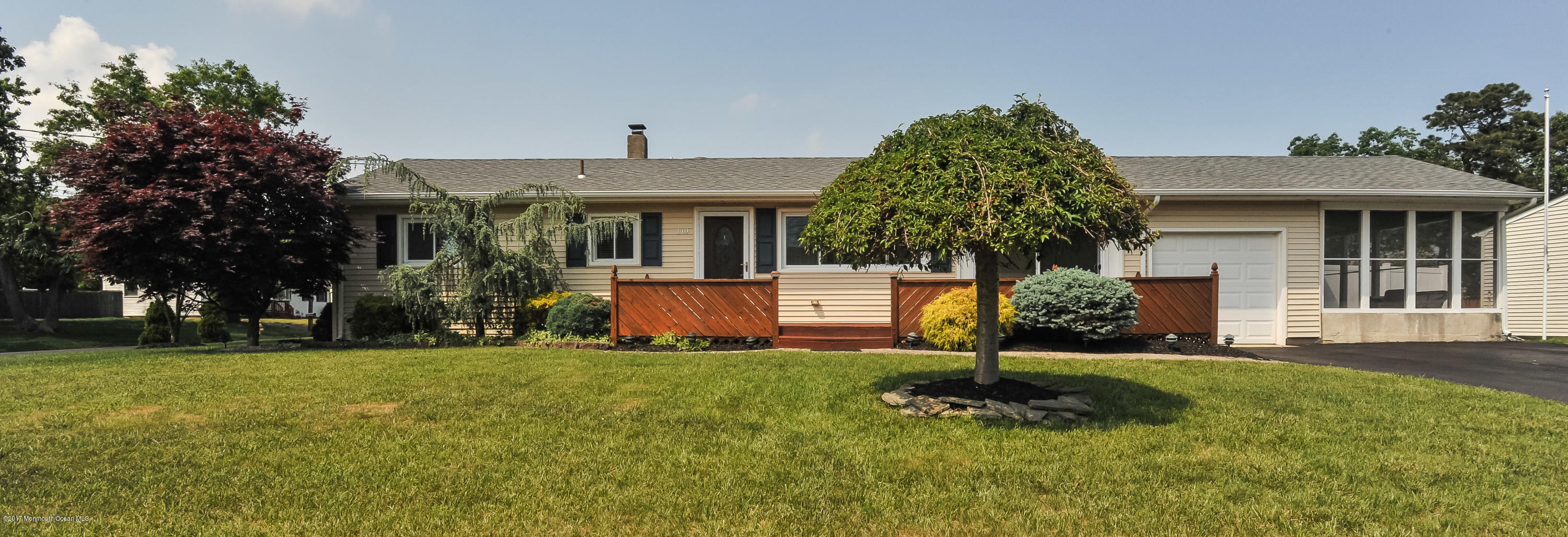 149 Stephan Road Brick, NJ 08724 - Photo 2 of 22 DSC_7667-6