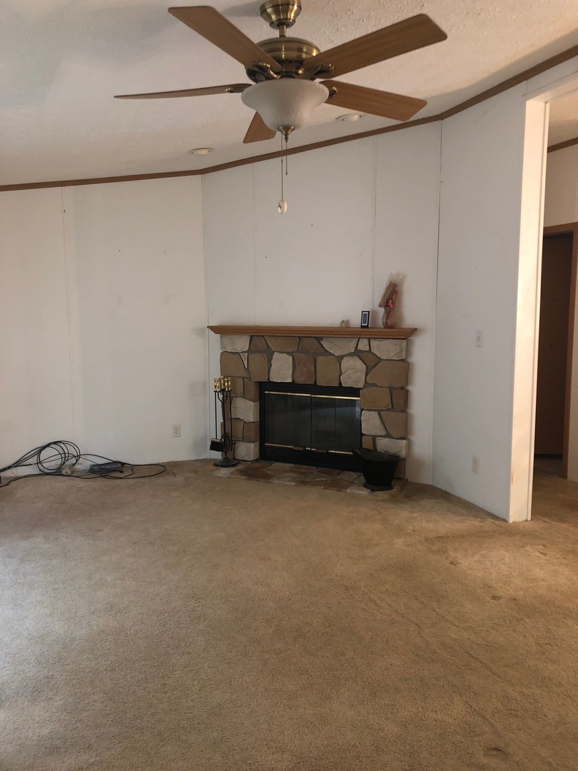 1043 Brewster Road Amboy, IL 61310 - Photo 6 of 17 a view of room