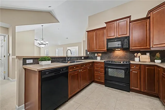 $380,000 | 7156 Hedge Ln Terrace, Shawnee, KS 66227