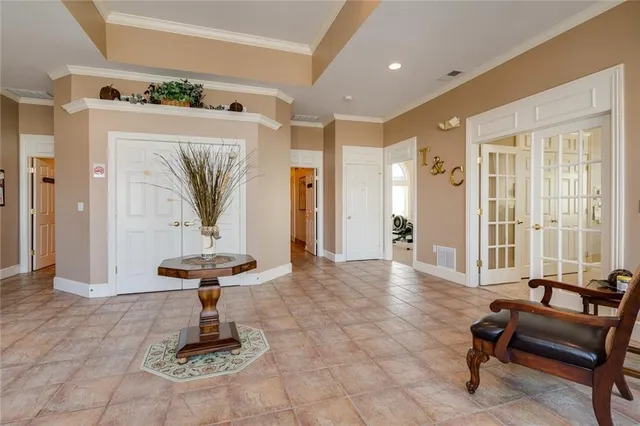 $380,000 | 7156 Hedge Ln Terrace, Shawnee, KS 66227