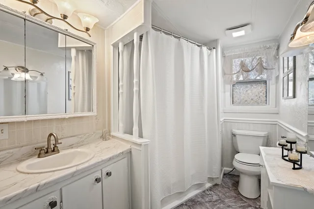 $2,250 | 17 Irene Avenue, Unit 17, Webster, MA 01570