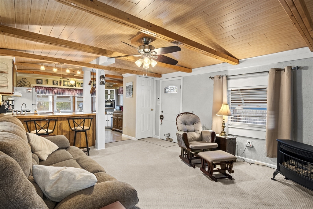 17 Irene Avenue, Unit 17 Webster, MA 01570 - Photo 8 of 21