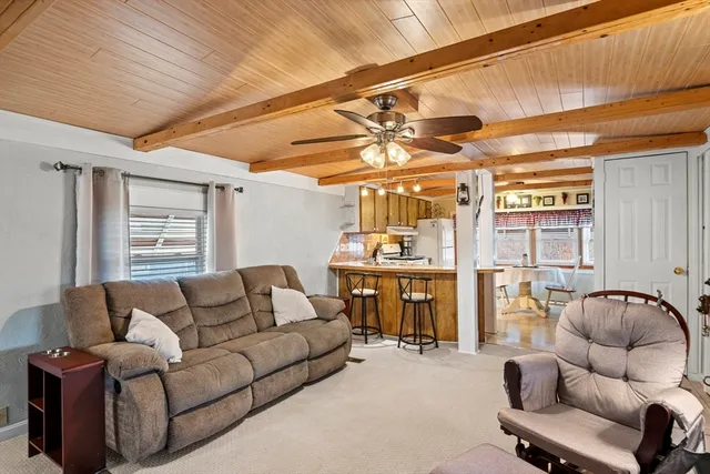 $2,250 | 17 Irene Avenue, Unit 17, Webster, MA 01570