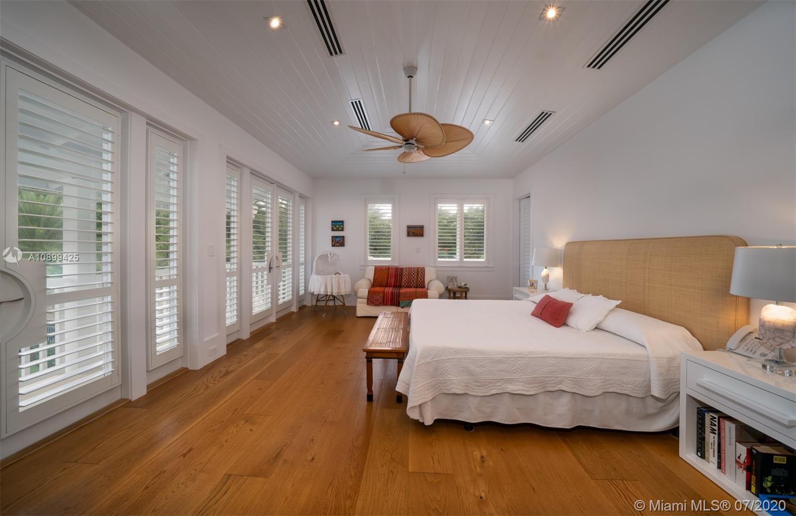 260 Harbor Drive Key Biscayne, FL 33149 - Photo 26 of 36