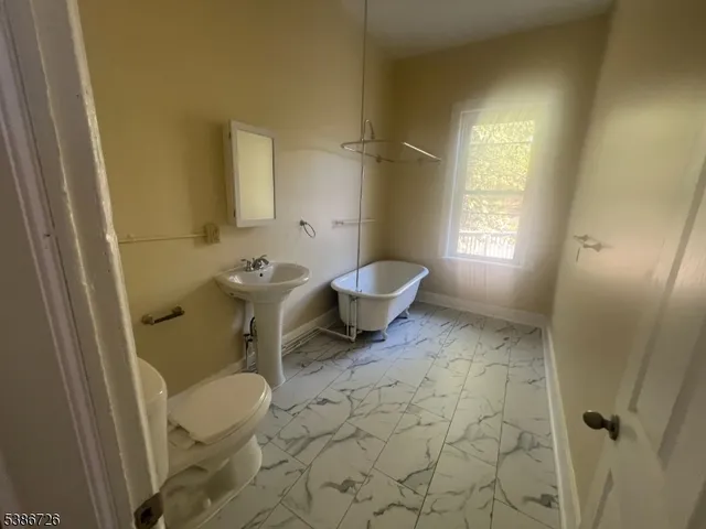 $1,750 | 36 Main Street, Unit 4, Sussex, NJ 07461