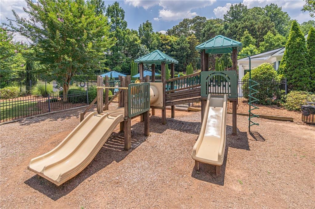 2675 Sugar Mill Drive Southeast Atlanta, GA 30316 - Photo 38 of 38 a view of outdoor space with seating