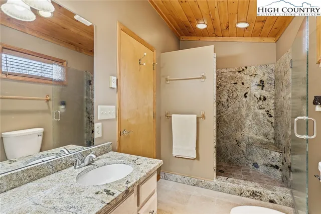 $863,000 | 112 North Pinnacle Ridge Road, Beech Mountain, NC 28604