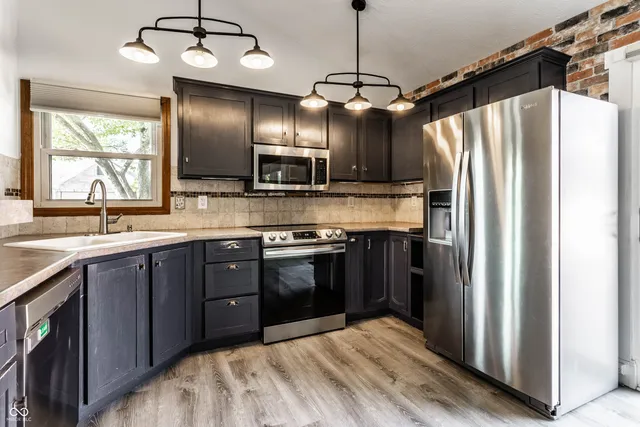 $279,000 | 7744 Hooper Strait Drive, Indianapolis, IN 46236