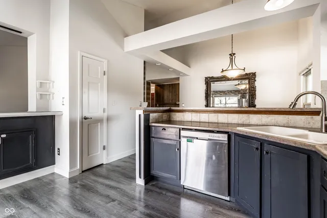 $279,000 | 7744 Hooper Strait Drive, Indianapolis, IN 46236