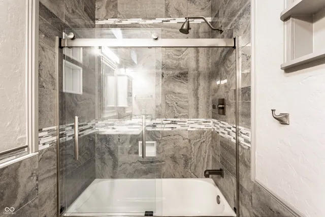 $279,000 | 7744 Hooper Strait Drive, Indianapolis, IN 46236