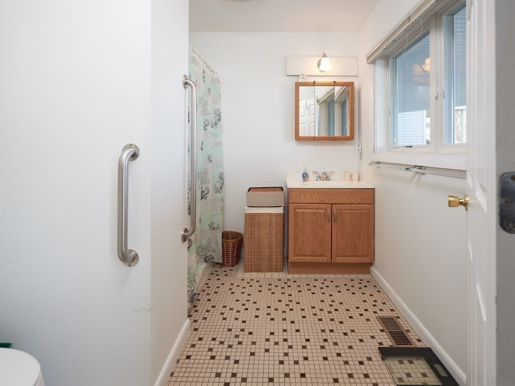 604 Beacon Park Road, Unit 604 Webster, MA 01570 - Photo 25 of 39 Gallery Image 25