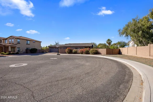 $579,900 | 18324 North 28th Place, Phoenix, AZ 85032