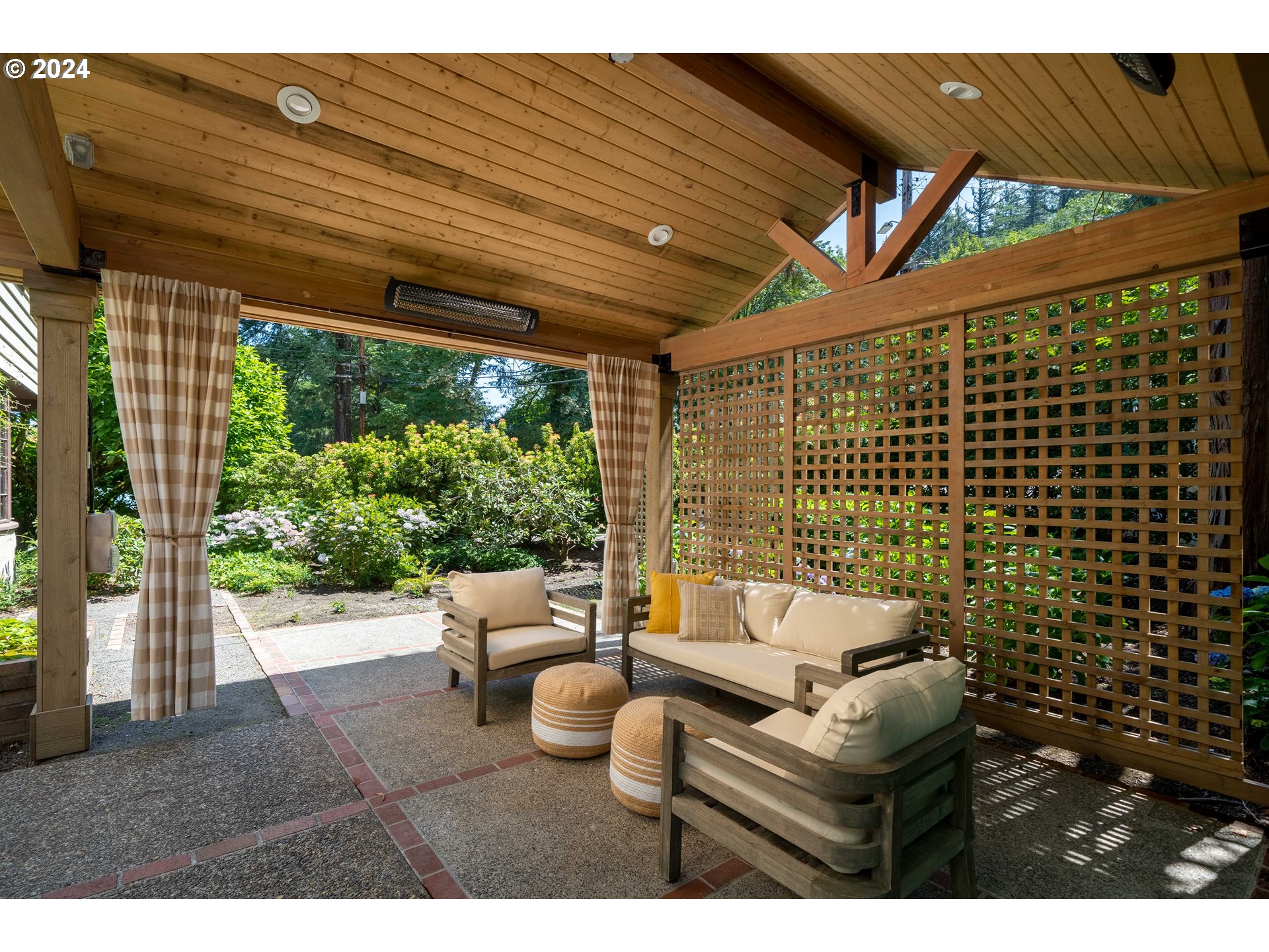3366 Southwest Talbot Road Portland, OR 97239 - Photo 26 of 34
