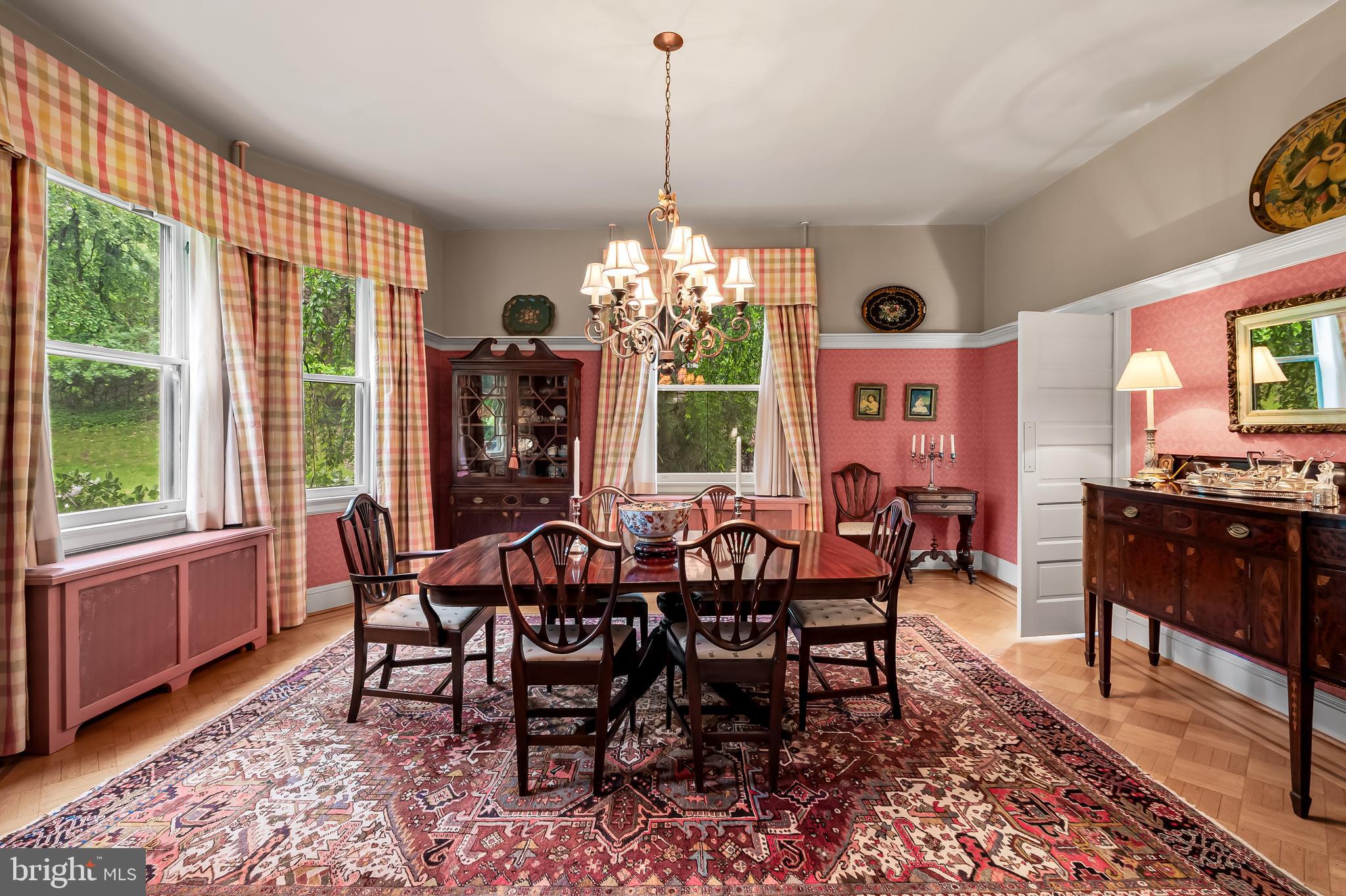 4 Hillside Road Baltimore, MD 21210 - Photo 11 of 59 Dining Room