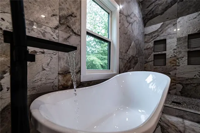 $1,950,000 | 4 Bentley Trace Manor Northwest, Atlanta, GA 30327