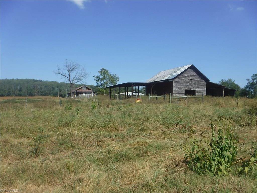 3733 Shaw Road Boonville, NC 27011 - Photo 9 of 21 Gallery Image 9