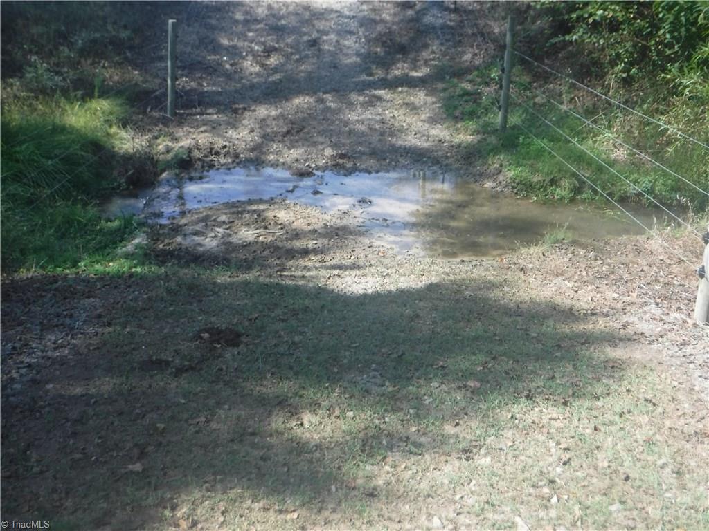 3733 Shaw Road Boonville, NC 27011 - Photo 10 of 21 Gallery Image 10