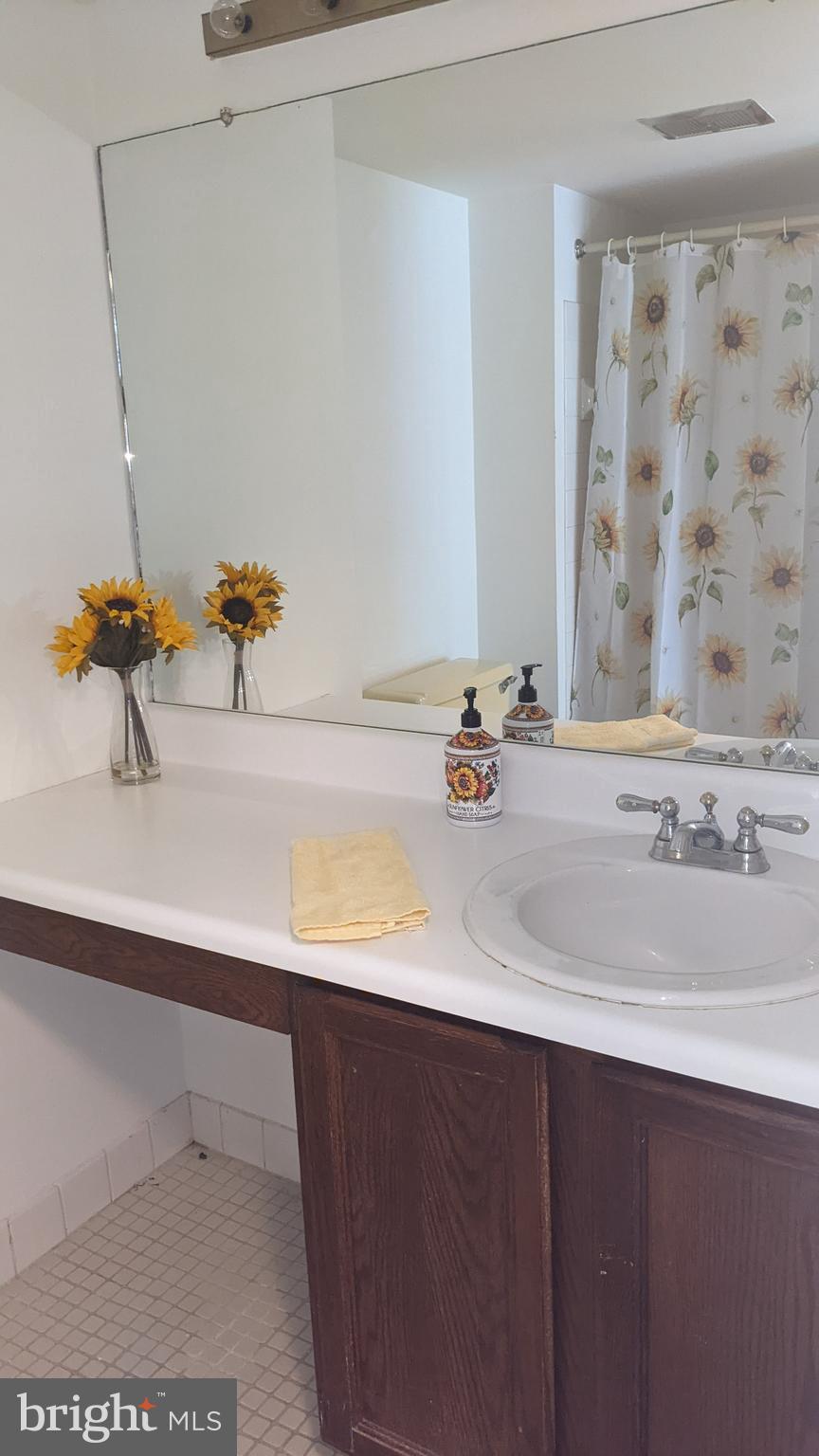 2404 Aspen Circle, Unit U D Springfield, PA 19064 - Photo 11 of 27