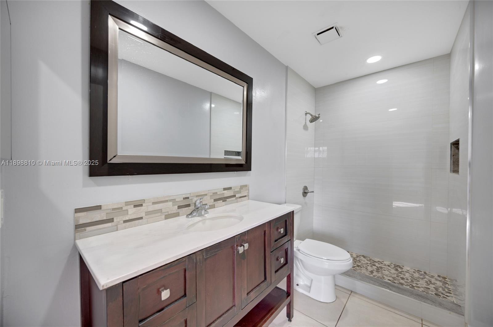 18350 Northwest 68th Avenue, Unit F Hialeah, FL 33015 - Photo 14 of 43
