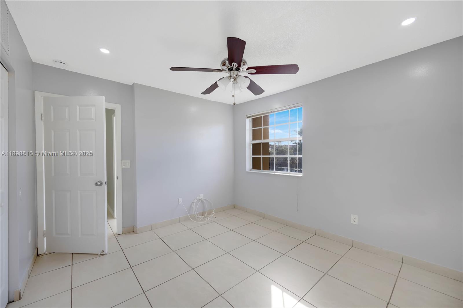 18350 Northwest 68th Avenue, Unit F Hialeah, FL 33015 - Photo 21 of 43