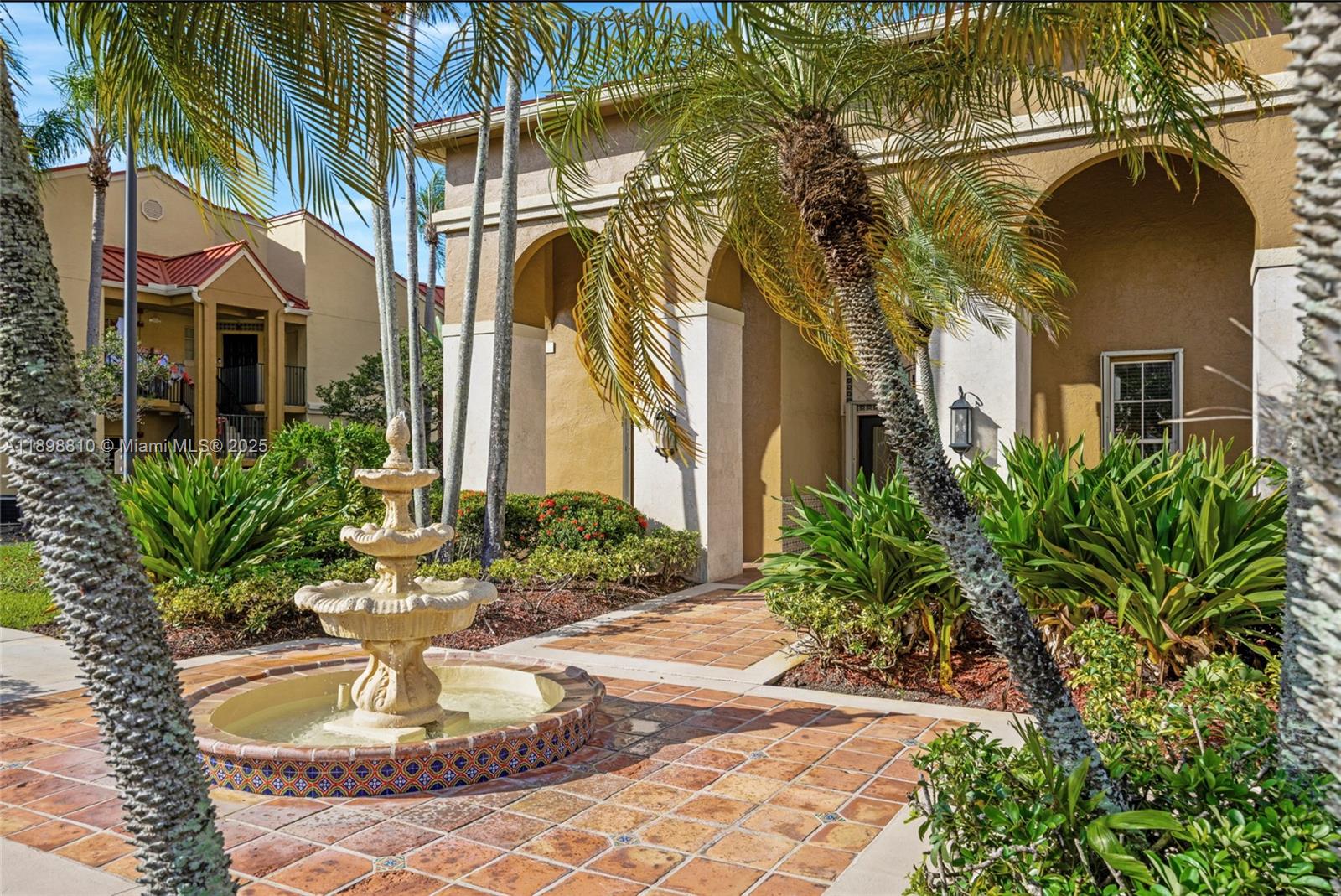 18350 Northwest 68th Avenue, Unit F Hialeah, FL 33015 - Photo 29 of 43
