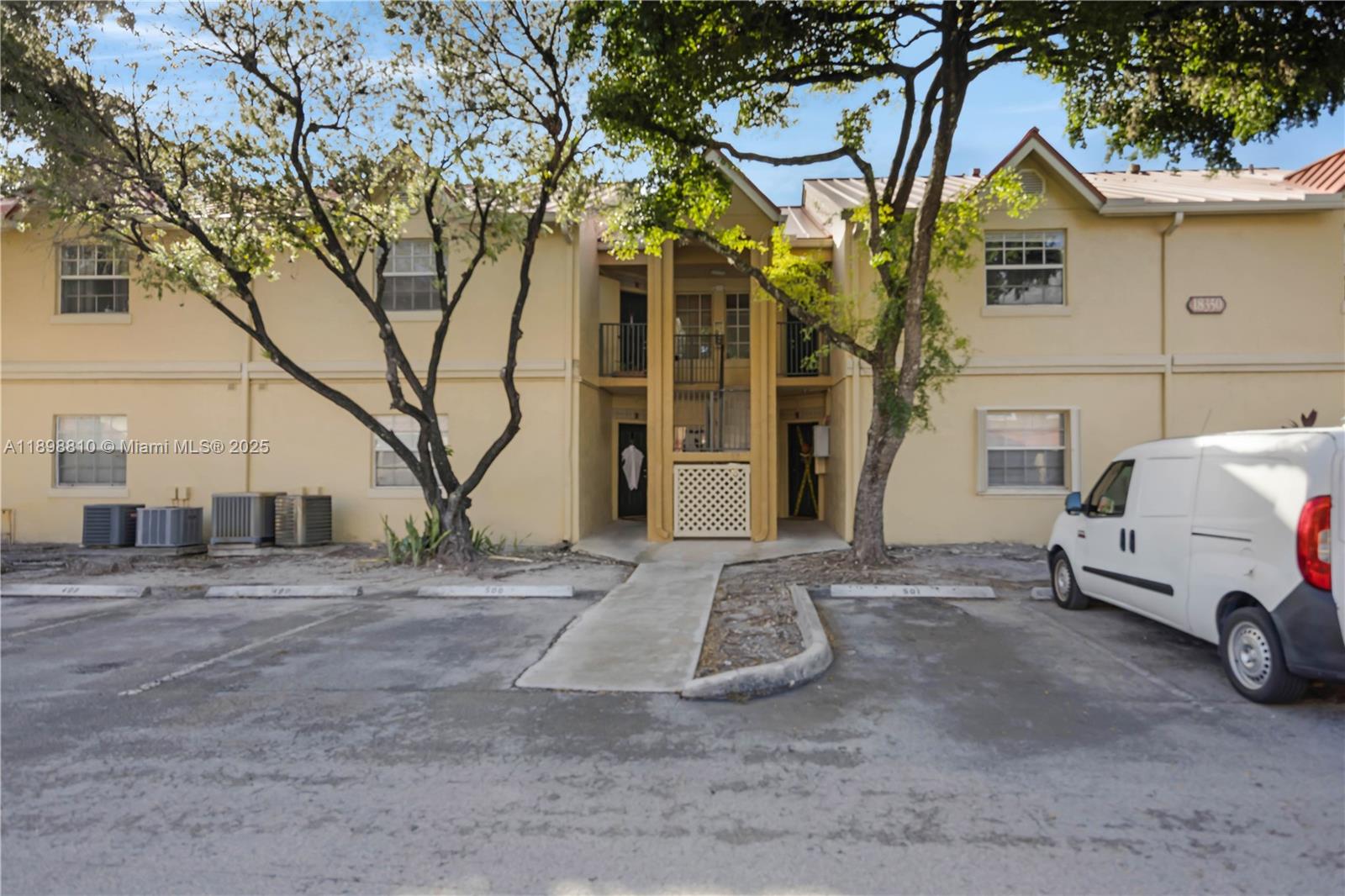 18350 Northwest 68th Avenue, Unit F Hialeah, FL 33015 - Photo 3 of 43