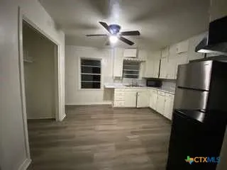 $1,197 | 1512 East Barton Avenue, Temple, TX 76501