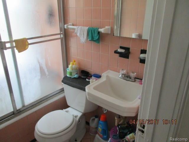 3591 Springle Street Detroit, MI 48215 - Photo 13 of 41 IMG_4155.JPG