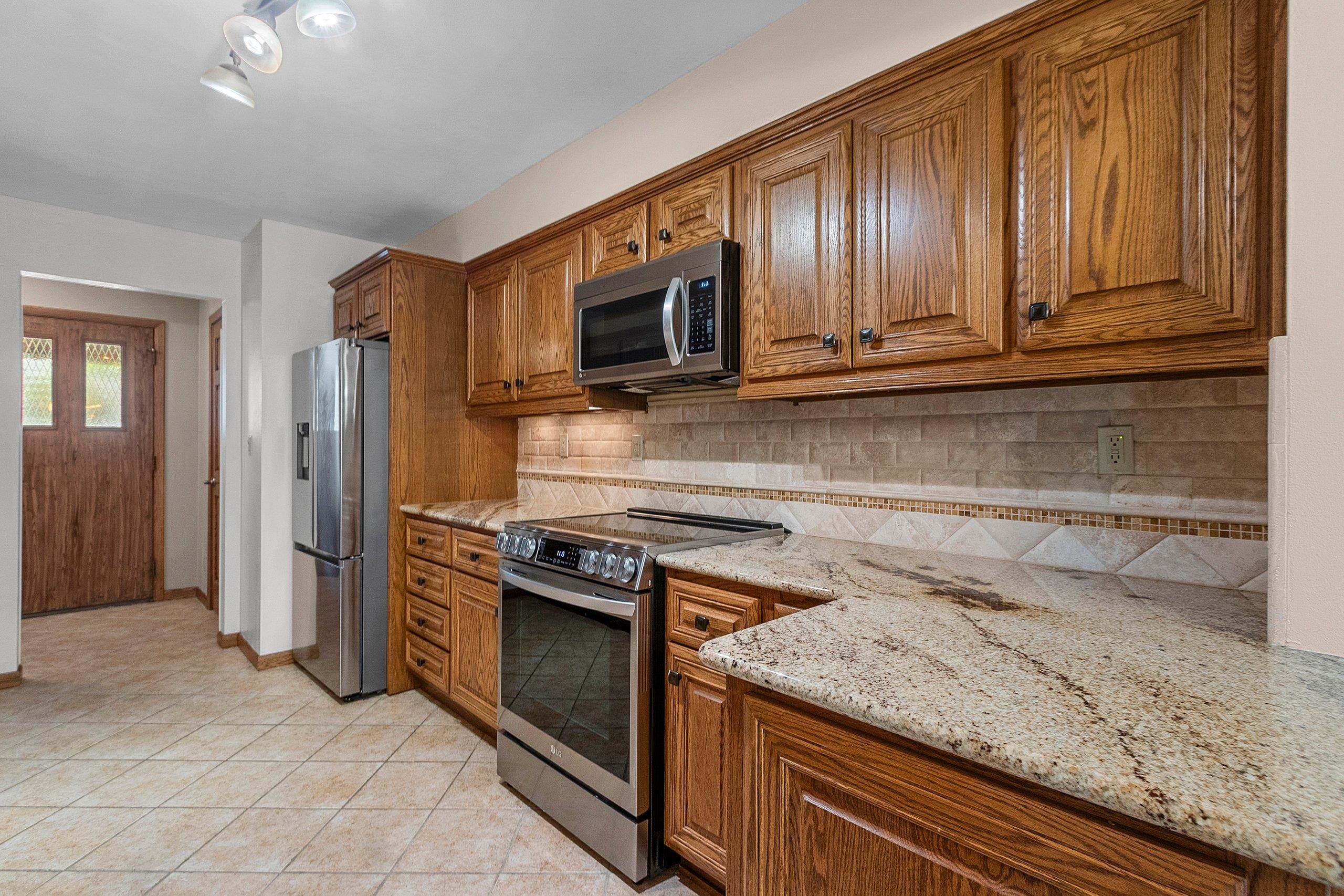 151 Harrys Gateway Appleton, WI 54914 - Photo 17 of 78