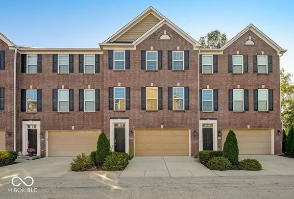 $425,000 | 984 Bard Lane, Carmel, IN 46032