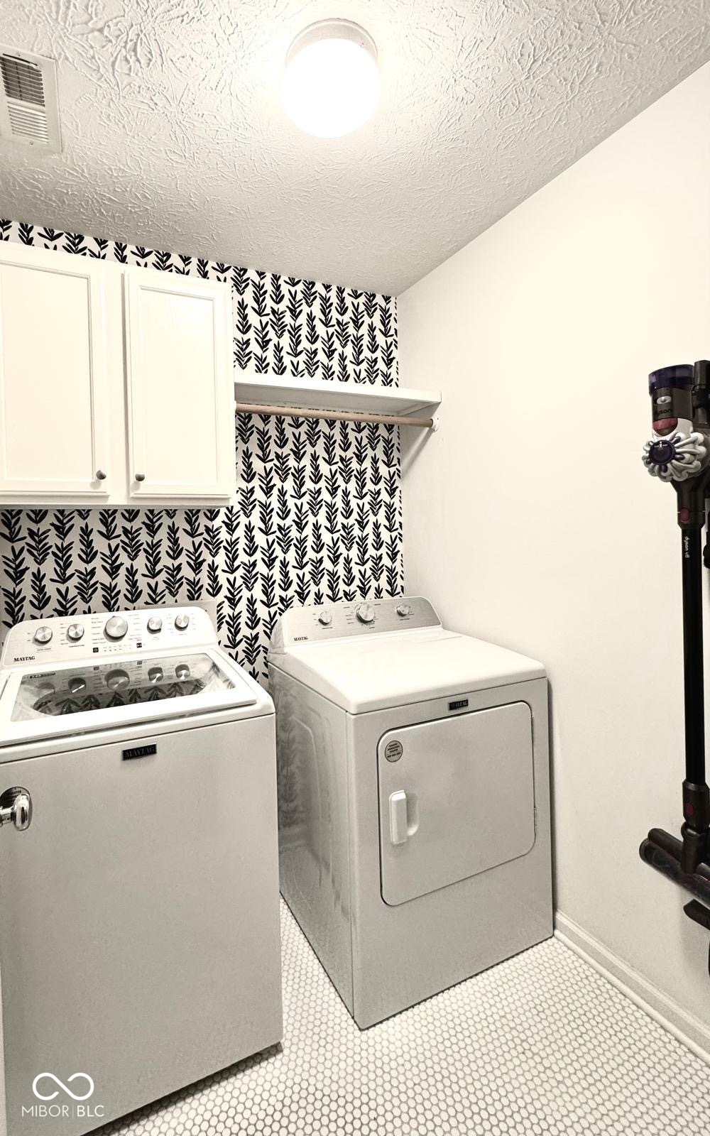 984 Bard Lane Carmel, IN 46032 - Photo 10 of 19