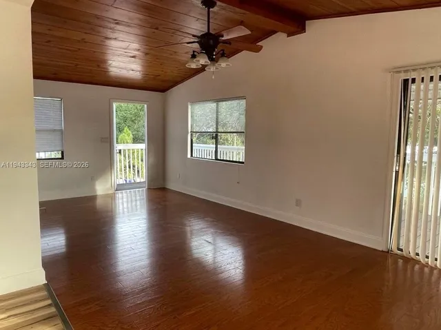 $1,650 | 1866 9th Place, Unit 3, Vero Beach, FL 32960