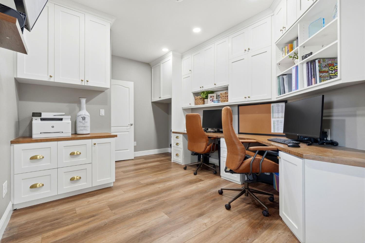 1483 Atlantic Avenue Lemoore, CA 93245 - Photo 12 of 25