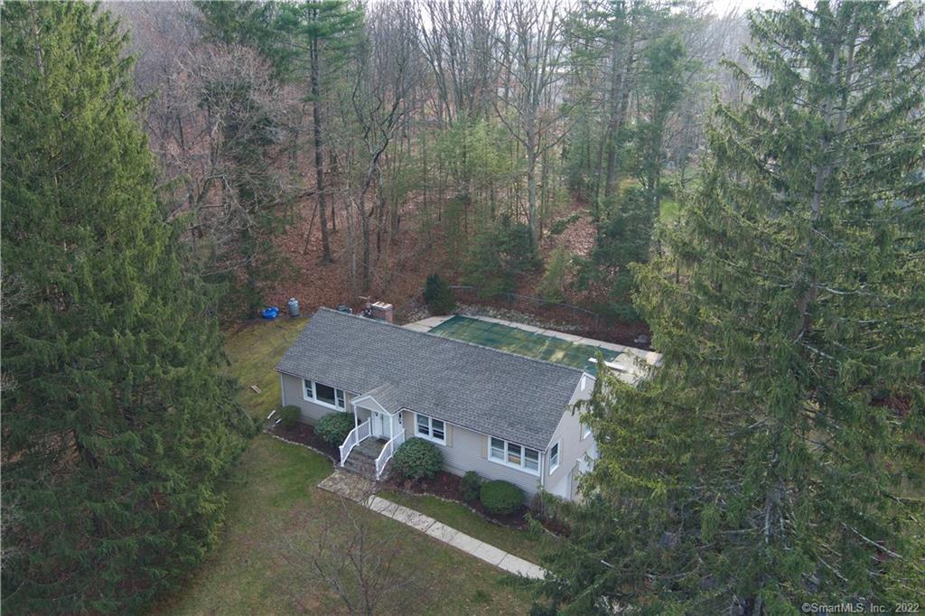33 Arrowhead Road Wilton, CT 06897 - Photo 1 of 1